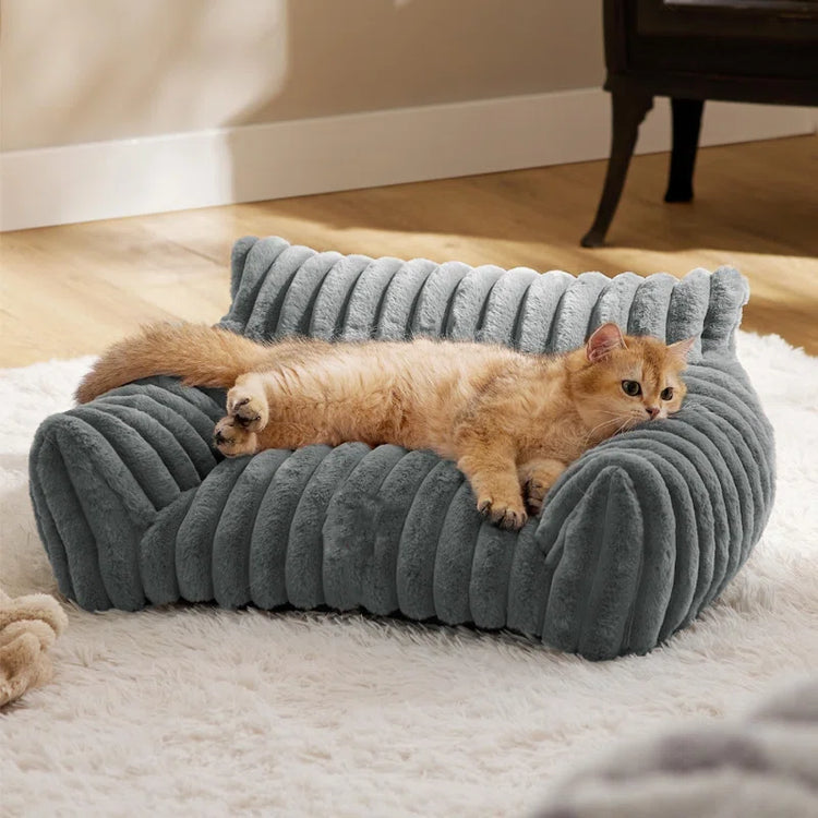 Pet Bed with Soft Plush Fabric – Cozy Bed for Cats and Small Dogs