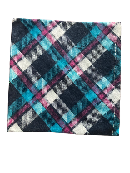 Personalized 100% Cotton Plaid Pet Bandana – Custom Name with Heart & Paw